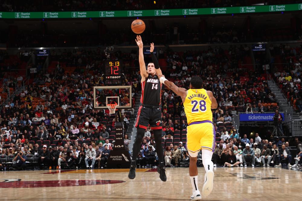 昔日锋线尖 昔日锋线尖