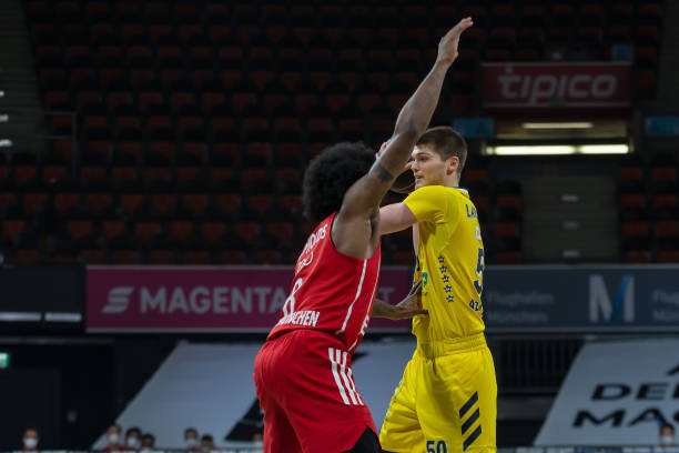 到协防内线 到协防内线