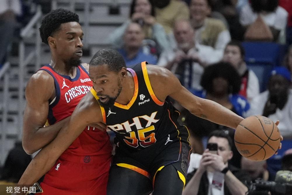 组比赛中 组比赛中