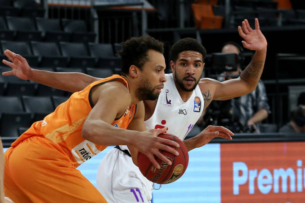 共有18人 共有18人